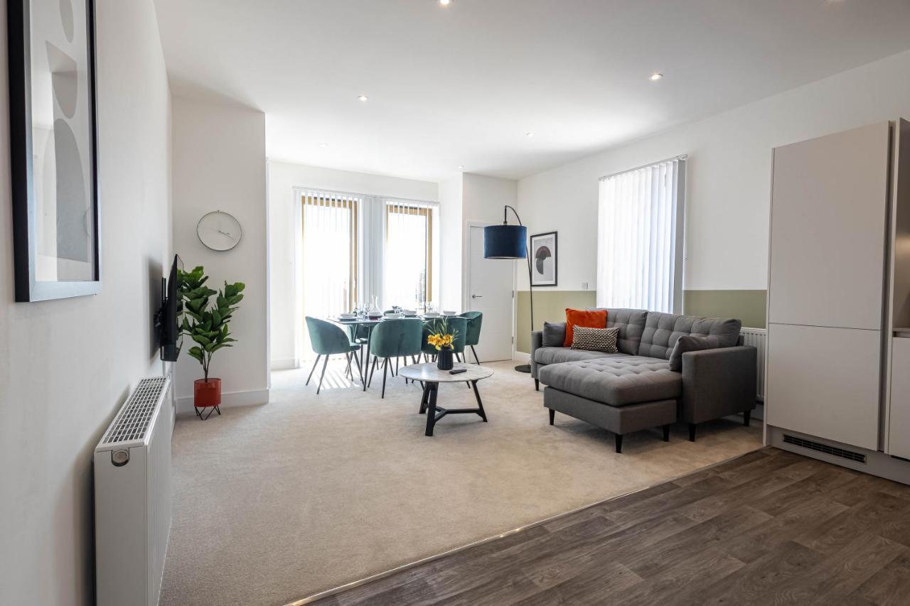 Modern Apartments With Balcony In Merton Near Wimbledon By Sojo Stay Мітчем Екстер'єр фото