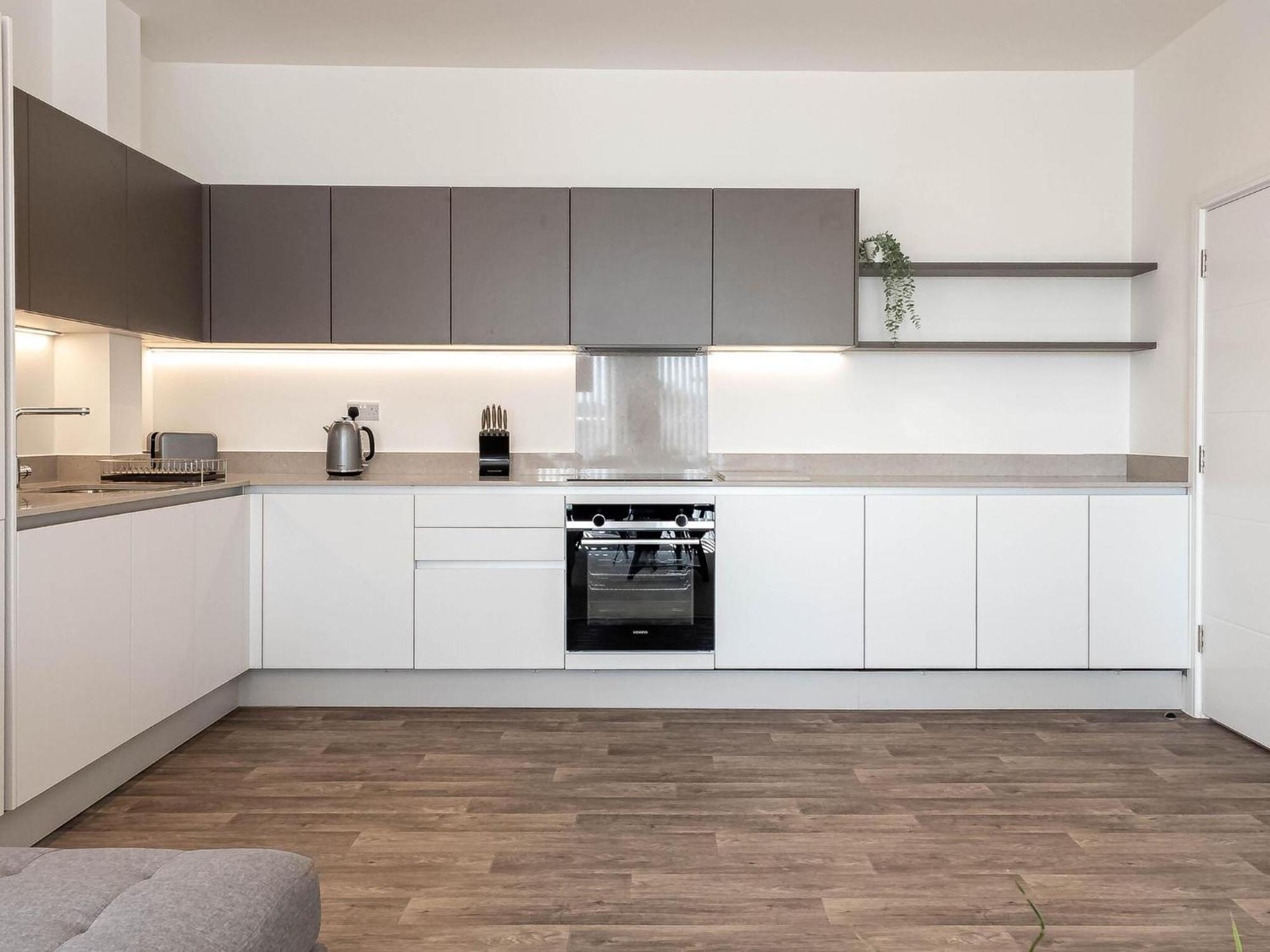 Modern Apartments With Balcony In Merton Near Wimbledon By Sojo Stay Мітчем Екстер'єр фото